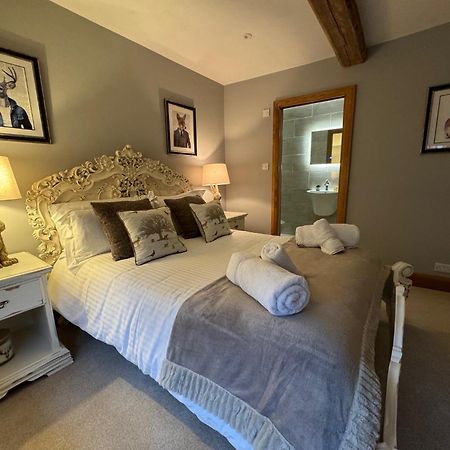 Готель The Coach House Chedworth Екстер'єр фото